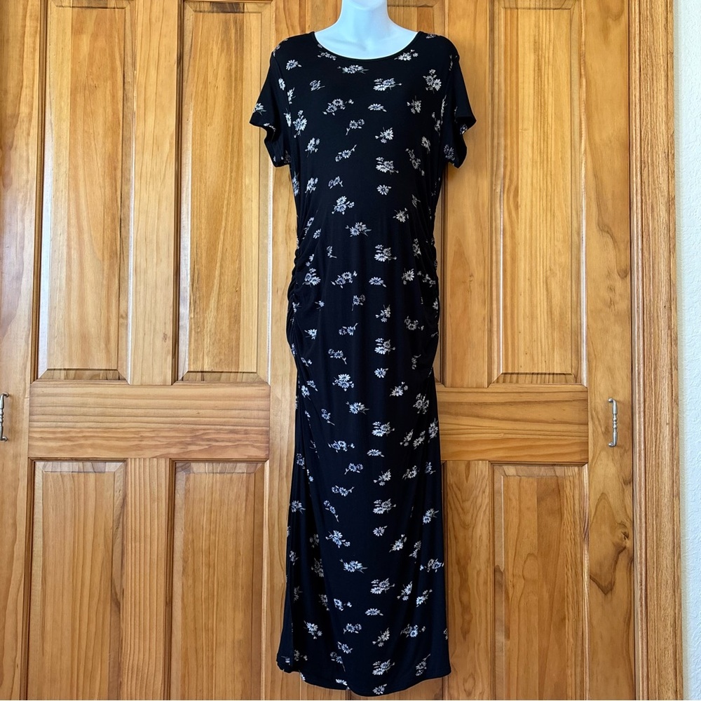 Women's Black Floral Maxi Dress